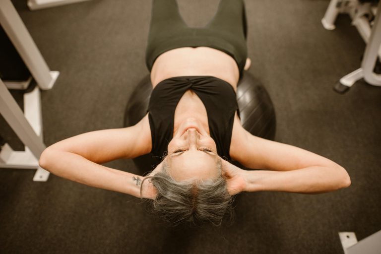 Comment perdre du ventre après — exercices de récupération ventre postpartum