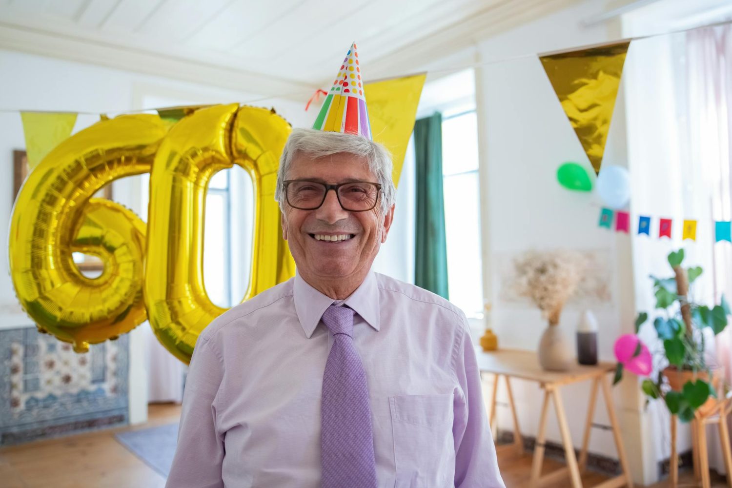 Idées originales pour anniversaire 60 ans : surprises et animations qui marquent les esprits