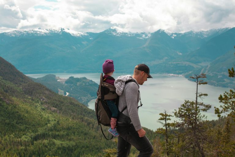 Que faire à Luchon en — famille en randonnée en montagne