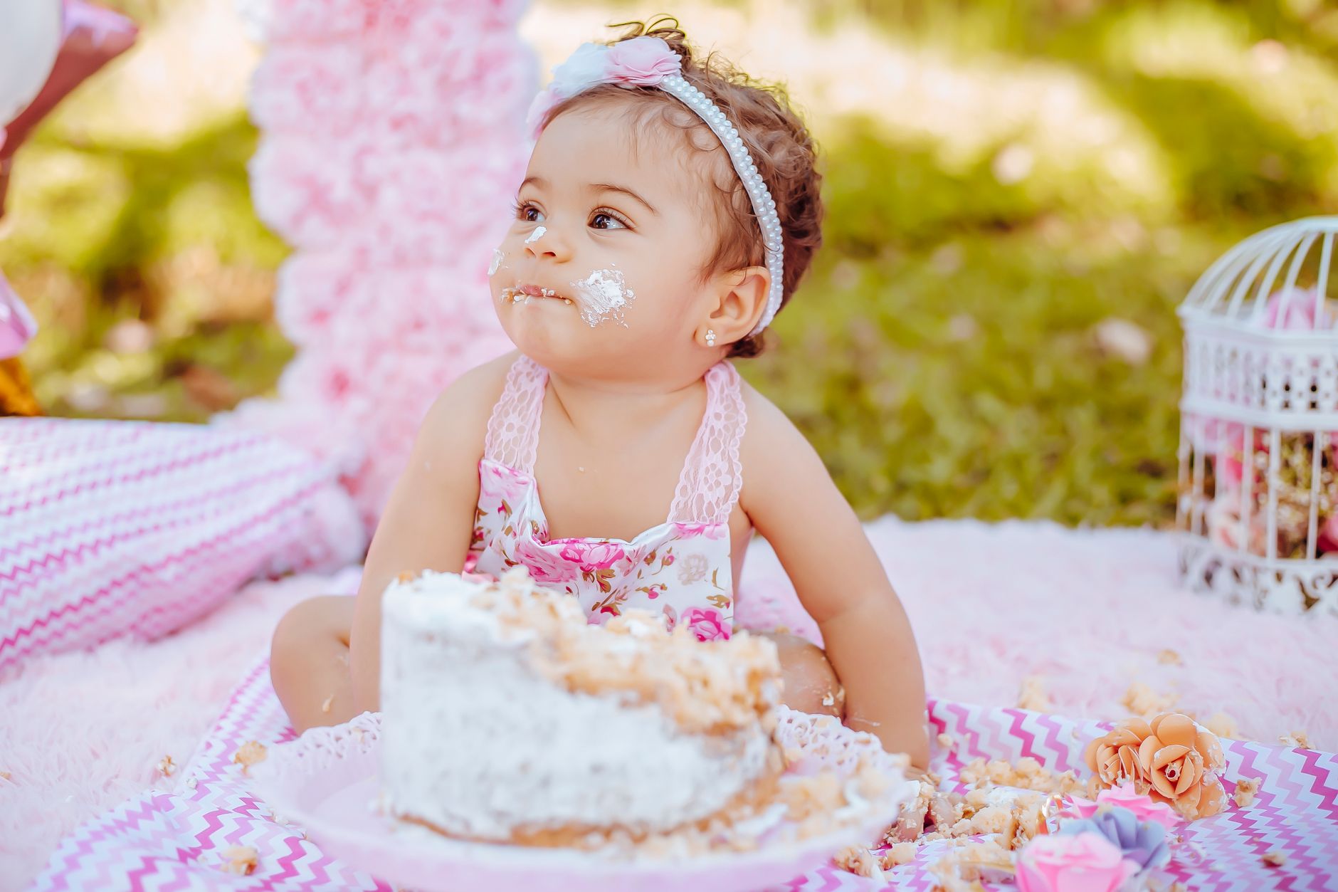 Gâteau pour anniversaire bébé 1 an : bases santé, textures et portions à garder en tête — gâteau d'anniversaire bébé smash cake