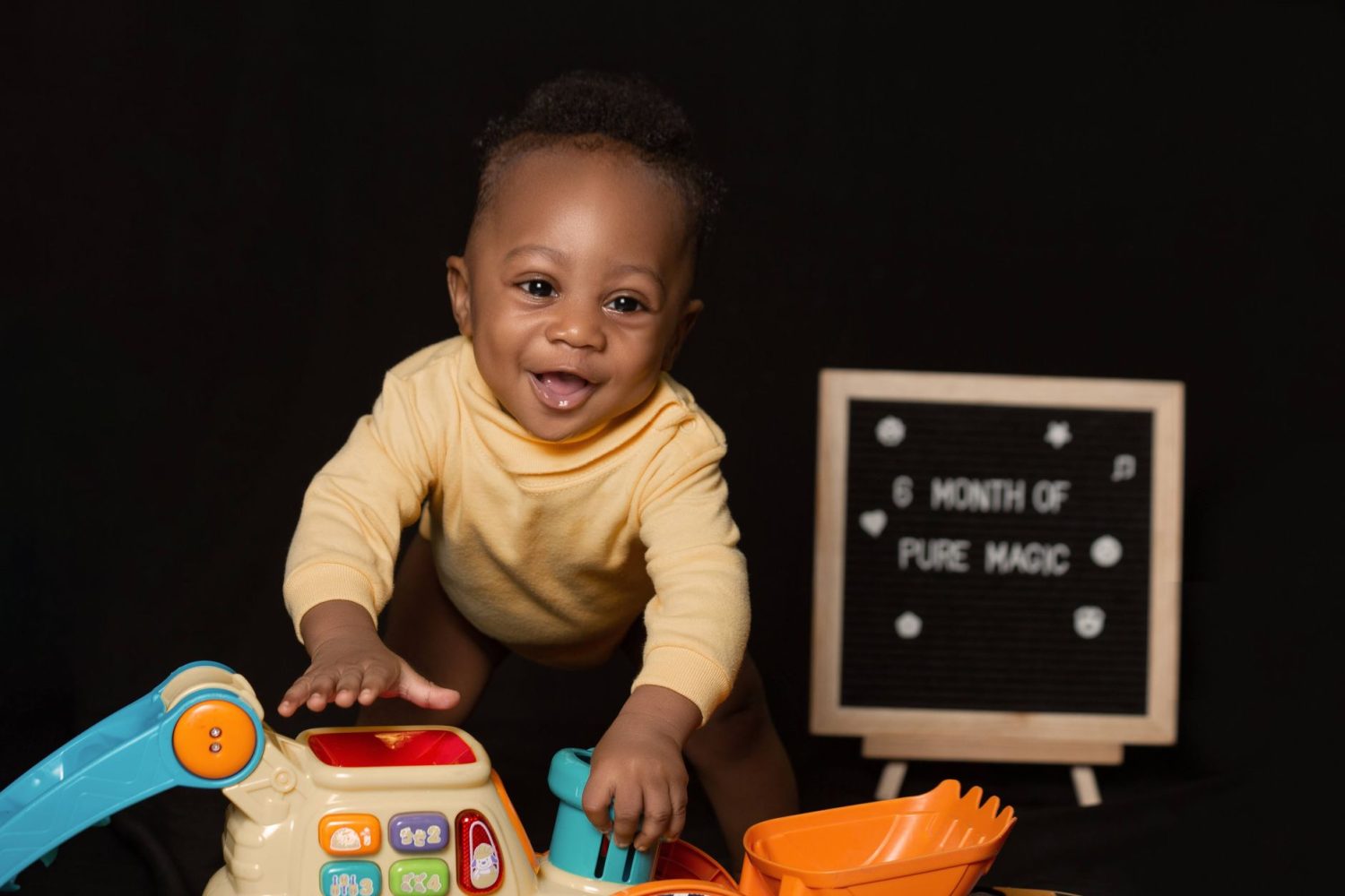 Jouets pour bébé de 9 mois : idées d&rsquo;éveil et de motricité